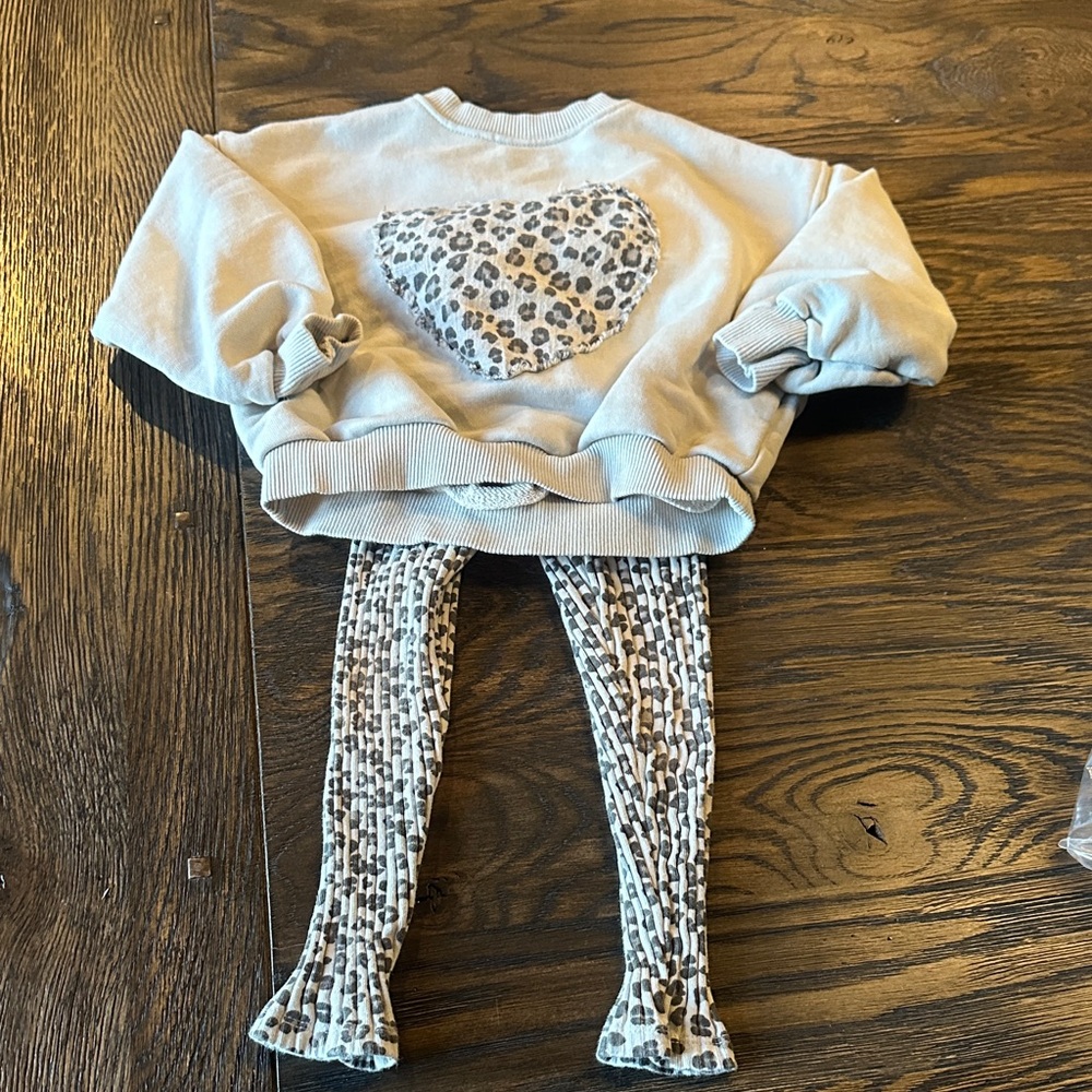 Zara Kids Light Gray Heart Set